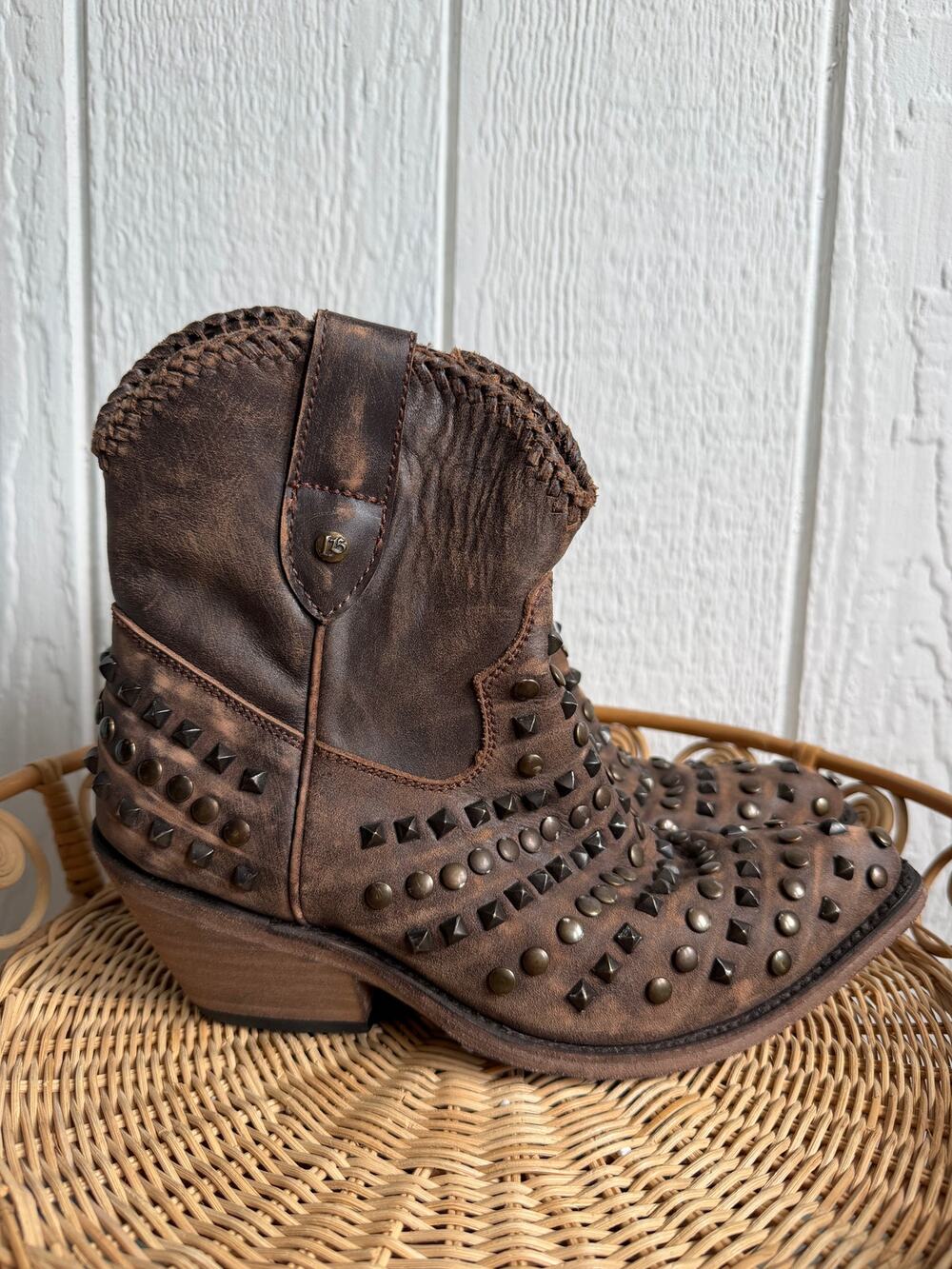 Liberty Black Studded Ankle Leather Boots Size 8.5 Western